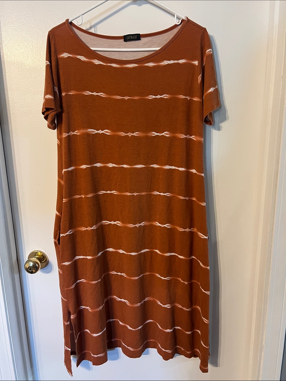 CATWALK Rust and White Tie-Dye Midi Dress
